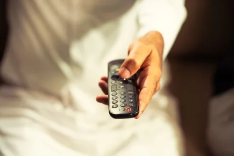 Écran de télévision affichant plusieurs services de streaming